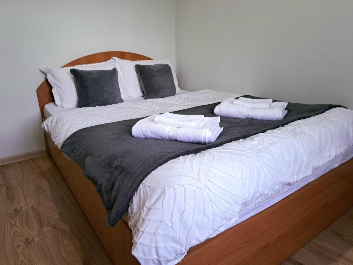Aviliz Apartament Busteni Buşteni Exterior foto