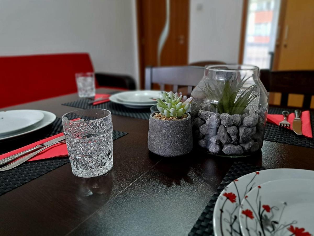 Aviliz Apartament Busteni Buşteni Exterior foto